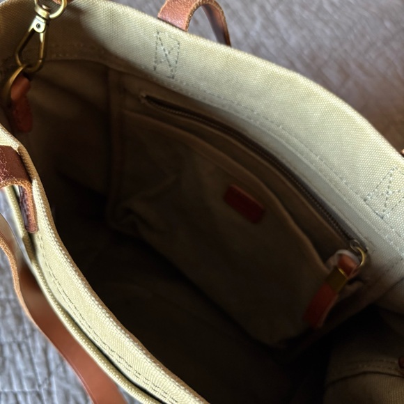 Madewell Medium Transport Tote - Picture 3 of 11
